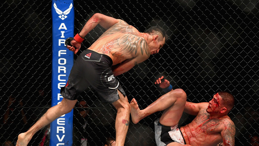 UFC 229: Ferguson beats Pettis in brutal slugfest, launches scathing attack on McGregor  