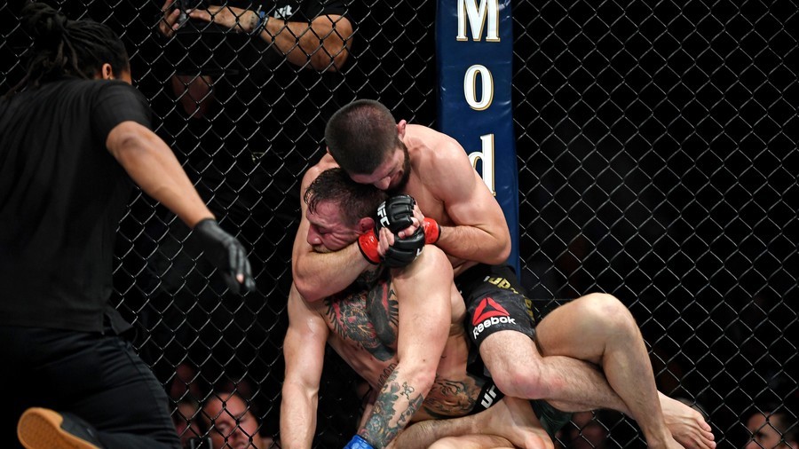 Khabib Nurmagomedov submits Conor McGregor at UFC 229 (PHOTOS)