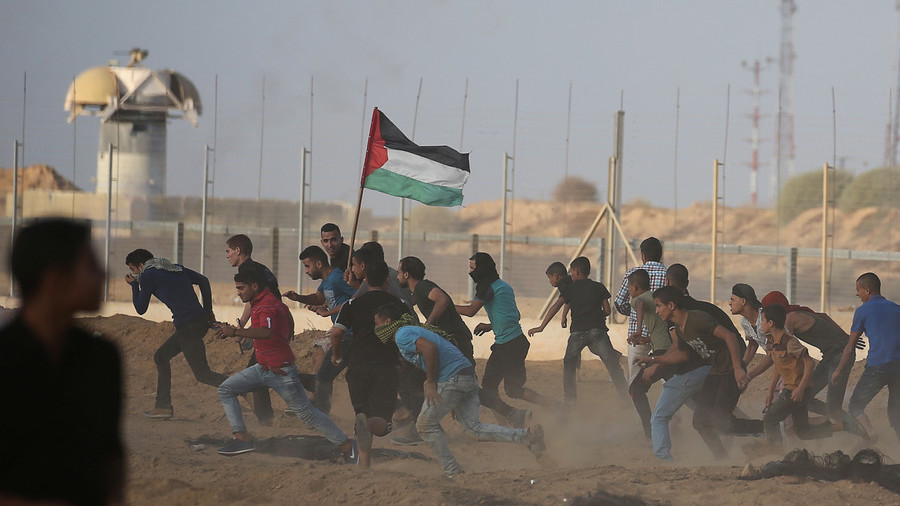 Israel halts fuel deliveries into Gaza amid deadly clashes with Palestinian protesters (VIDEO)