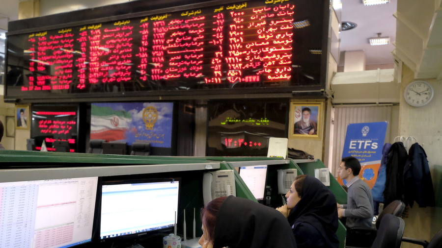 US sanctions Iranian banks, factories & mines