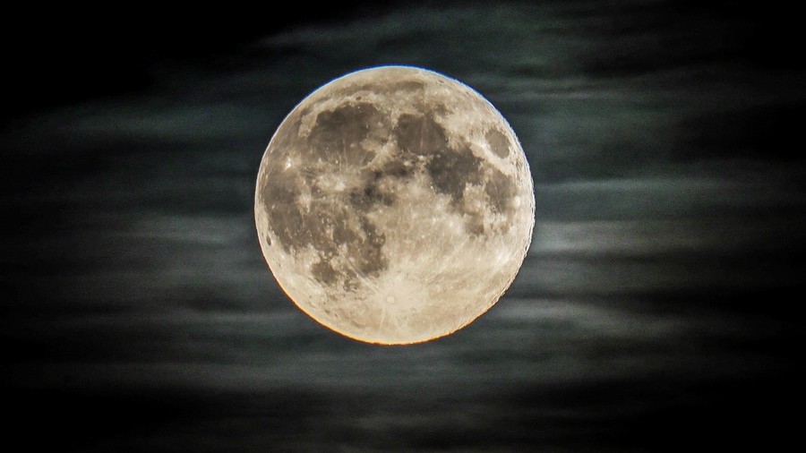 Russian cosmonauts will walk on the moon in early 2030s