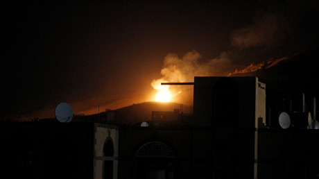 Saudi-led forces conduct mass strikes on Yemeni capital & beyond, despite US ‘calls for ceasefire’