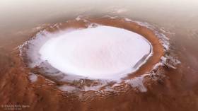 Water on Mars PICTURED: ESA shares incredible IMAGES of Martian ice crater 