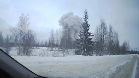 Dashcam VIDEO shows HUGE BLAST that injured 4 at Russian chemical factory