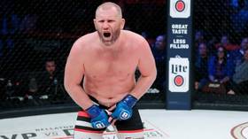 Low blow! Mitrione takes out Kharitonov with agonizing below-the-belt kick at Bellator 215 (VIDEO)