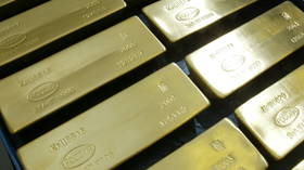 Russia boosting gold & dumping dollar from foreign currency reserves