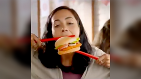 Burger King falls foul of Twitter tastes with ‘racist’ chopsticks ad (VIDEO)