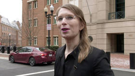 Chelsea Manning jailed for a YEAR for refusing to testify against Assange