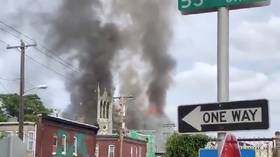 Out-of-control fire demolishes historic Philadelphia church (VIDEO)