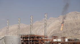 Russia favored for half-trillion dollar Iranian oil project
