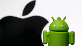 Clash of the titans: Apple strikes back at Google over security flaw report
