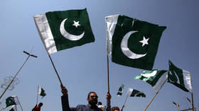 Pakistan denies Indian president permission to enter airspace