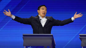 Buying votes? Yang announces he’ll give 10 people $1,000 a month… but read the fine print first