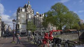 Holland or Netherlands? Only the politicians are confused