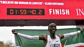 ‘He didn't even look tired!’ Kenya's Eliud Kipchoge makes history by becoming first person to run sub 2-hour marathon (VIDEO)