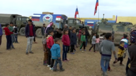 Russian military delivers first humanitarian aid to Raqqa, left in ruins by US-led coalition (VIDEO)
