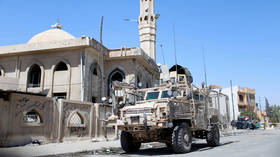 US civilian contractor killed, multiple servicemen injured in rocket attack on Iraqi base near Kirkuk – reports