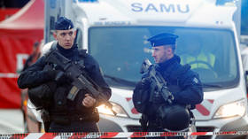 French police shoot man wielding knife & yelling ‘Allahu Akbar’