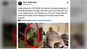 Iraqis capture ISIS mufti so obese a TRUCK has to take him into custody, sparking slew of Twitter memes