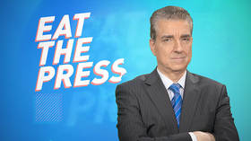 This time, we EAT the press! New show offering media critique debuts on RT America