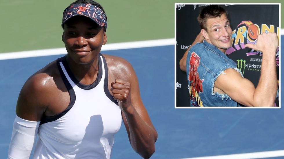 Trophy workout! Tennis ace Venus Williams leads NFL superstar Rob(02)