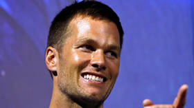 'Delete your account': Fans turn on Tom Brady after NFL idol touts 'IMMUNITY blend' supplements amid COVID-19 deaths (VIDEO)