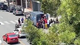 Shops, Amazon truck RANSACKED in Santa Monica as LA police & SWAT struggle to stop looting spree (VIDEOS)