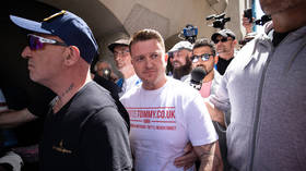 Tommy Robinson flees UK with family after claims of ‘arson’ attack on wife’s property