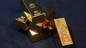 UBS advises investors to put money in gold as hedge against economic uncertainty
