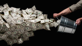 ‘Big guns’ of global financial world dumping US dollar in favor of bitcoin & gold – Max Keiser