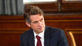 ‘World-beating jingoism’: Gavin Williamson sparks Twitter fury by calling UK ‘much better’ than US & EU due to Pfizer jab approval