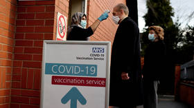 UK ex-doctors volunteering to help with Covid-19 vaccination blocked by mandatory DIVERSITY training & paperwork forest