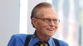 Fellow journalists mourn Larry King, sharing favorite moments from his legendary career