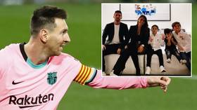 Saying ‘oui’ to PSG? Messi and family ‘learning French’ as rumors of summer move to Paris intensify, journalist claims