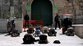 Jerusalem mayor threatens to ban unvaccinated Arabs from attending mosques