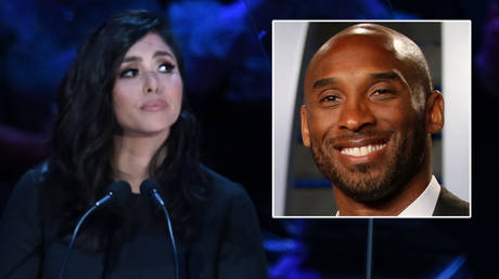 Late NBA legend Kobe Bryant (right) and his widow, Vanessa © Robert Hanashiro / USA Today Sports via Reuters | © Danny Moloshok / Reuters