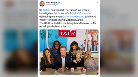 Piers Morgan, Sharon Osbourne (pointing at Morgan) and the other ladies of "The Talk" are shown in happier times © Twitter / @PiersMorgan