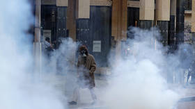Riot police fire tear gas at protesters as Lebanon’s currency falls to new record low (PHOTOS)