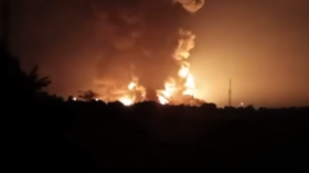 Nearly 1,000 evacuated, at least 5 injured as massive blaze ravages Indonesian oil refinery (VIDEOS)