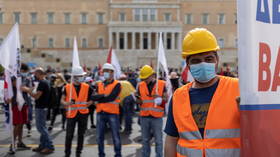 Athens paralyzed by striking public sector workers taking to streets to protest against new labor bill (VIDEO)