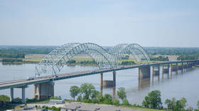 Bridge over Mississippi river closed for repairs after inspectors discover MAJOR CRACK, river transport grinds to a halt