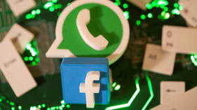 Amid pushback over platform-merging update, WhatsApp backpedals on threat to lobotomize messenger for refuseniks