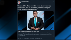 Reporter who exposed secret tarmac meeting between Bill Clinton and then-AG Lynch found dead after apparent suicide
