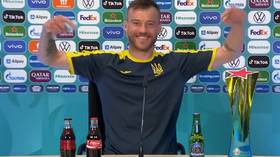 WATCH: Smiling Ukraine star Yarmolenko makes light of Ronaldo and Pogba sponsor snub by moving bottles CLOSER in press conference