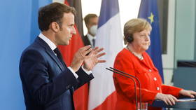 Germany's Merkel & France's Macron to propose revival of collective EU-Russia relations & broad meeting with Putin – media report
