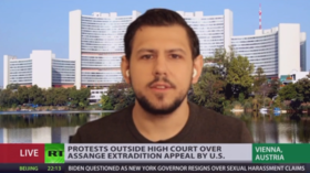 ‘Looks very awful and ill’: Journalist tells RT he ‘couldn’t recognize’ Assange during High Court hearing on his extradition to US