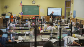 NYC mayor imposes no-option Covid vaccine mandate on all public school teachers & staff