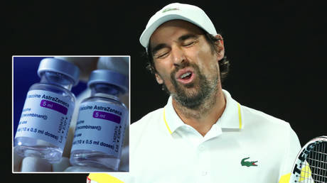Jeremy Chardy is taking a break from tennis because of what he believes are side effects from a Covid-19 vaccine © Kelly Defina / Reuters | © Leonhard Foeger / Reuters