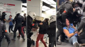 WATCH: French riot cops brutally arrest 2 women... but retreat in face of big crowd of anti-Covid pass protesters in Paris mall