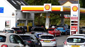‘No govt plans’ to deploy army to deliver fuel, minister says, after 90% of forecourts run dry amid panic buying